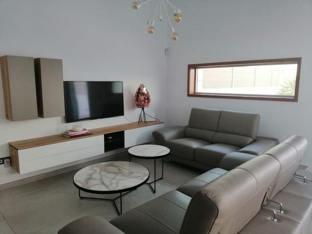 3 sovrum Villa till salu i El Raso, Guardamar del Segura med pool - 460 000 € (Ref: 9463768)