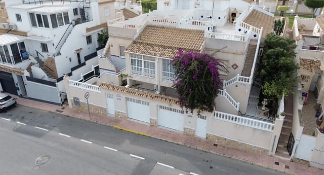 Casa de 3 habitaciones en Los Altos en venta con piscina garaje - 195.000 € (Ref: 9463769)