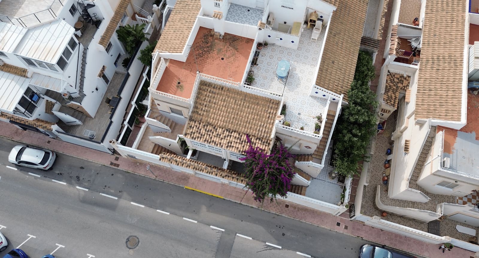 3 bedroom Townhouse for sale in Los Altos with pool garage - € 195,000 (Ref: 9463769)