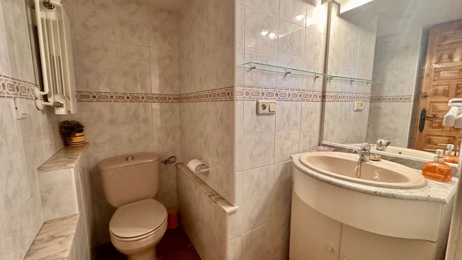 3 bedroom Townhouse for sale in Los Altos with pool garage - € 195,000 (Ref: 9463769)