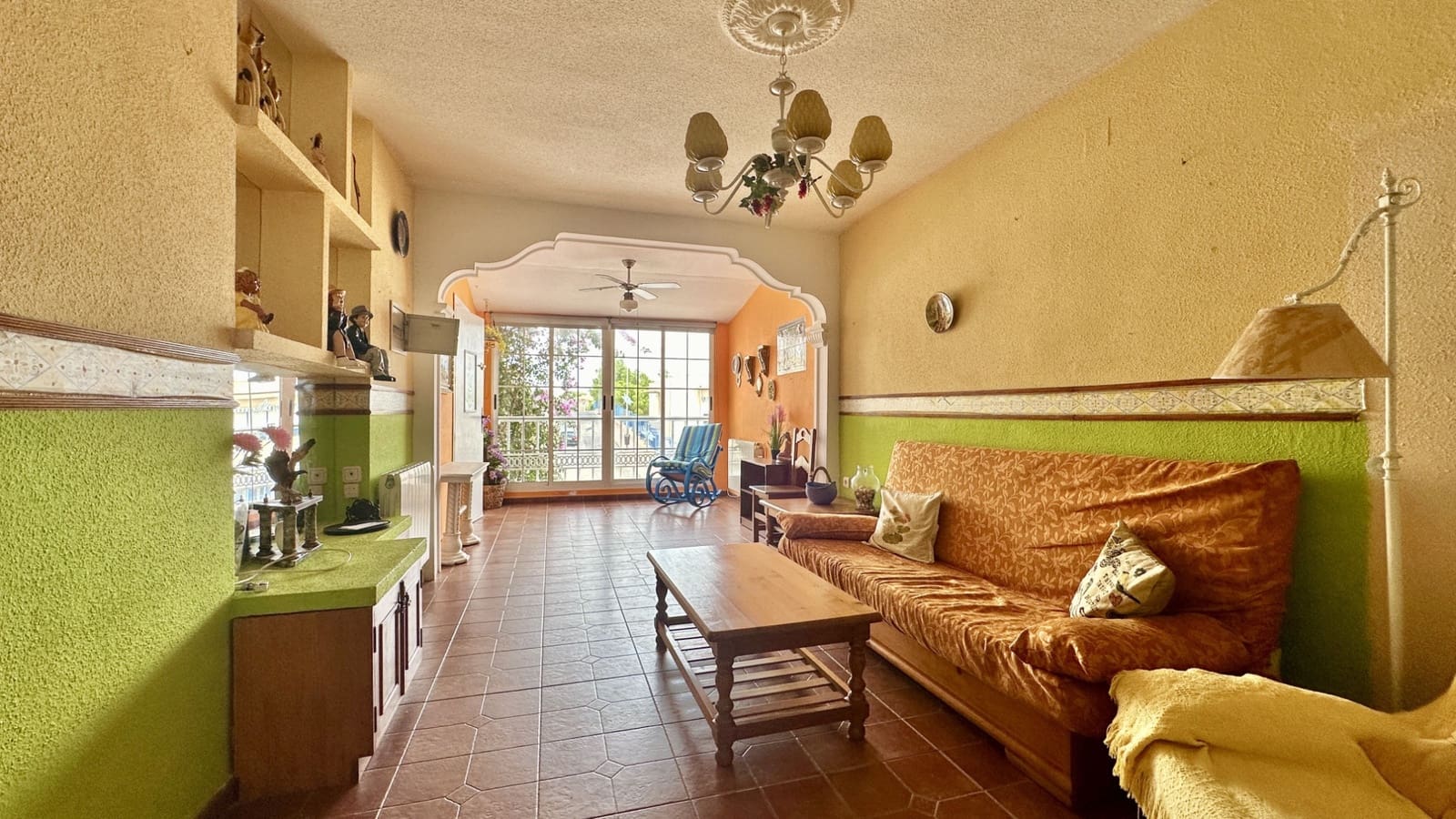 3 bedroom Townhouse for sale in Los Altos with pool garage - € 195,000 (Ref: 9463769)