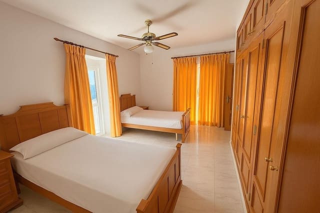 3 sypialnia Willa na sprzedaż w Dénia z basenem garażem - 785 000 € (Ref: 9463775)