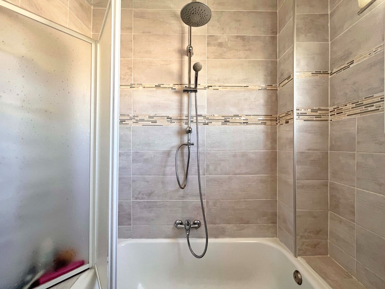 4 slaapkamer Villa te koop in La Zenia met zwembad - € 399.990 (Ref: 9463780)