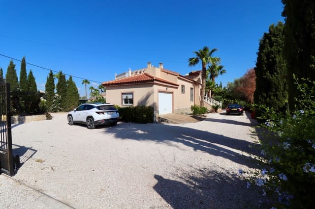 4 Zimmer Finca/Landgut zu verkaufen in Catral mit Pool Garage - 459.000 € (Ref: 9463781)