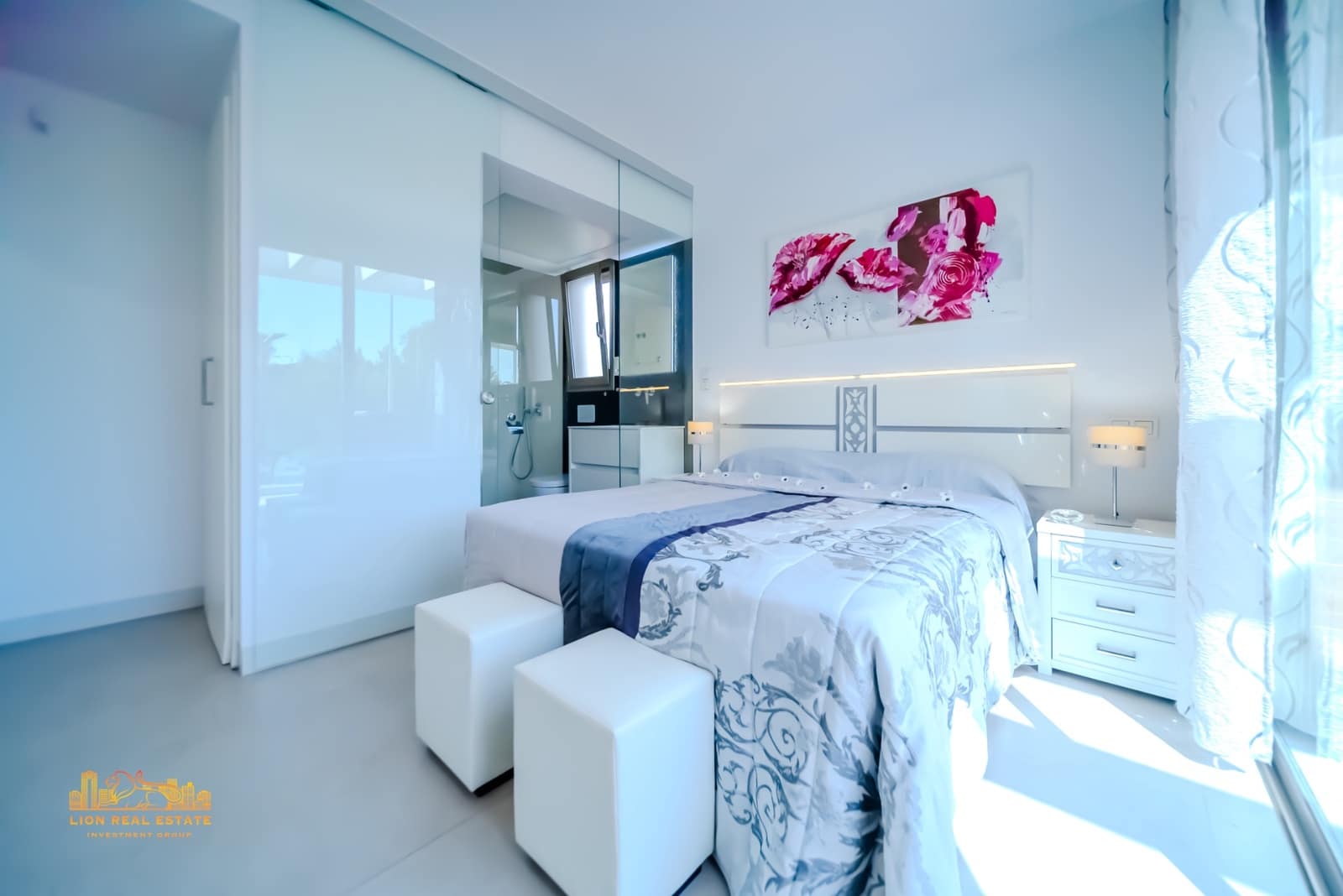 3 bedroom Villa for sale in Villamartin with pool garage - € 495,000 (Ref: 9463783)