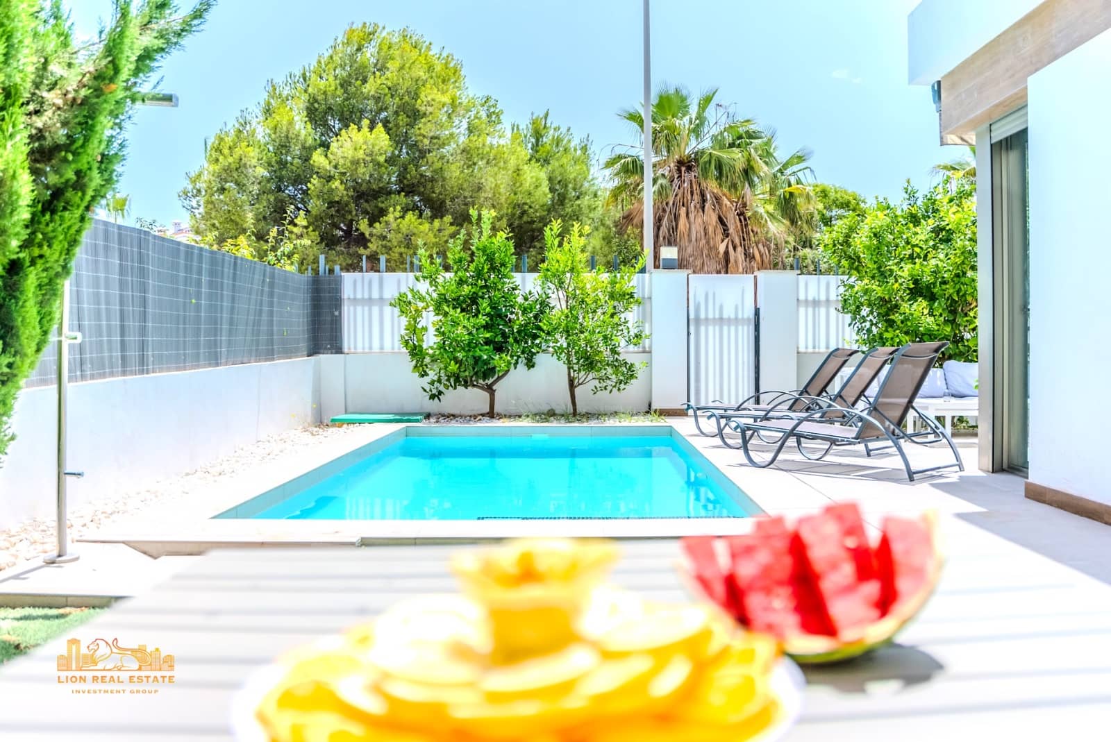 3 bedroom Villa for sale in Villamartin with pool garage - € 495,000 (Ref: 9463783)