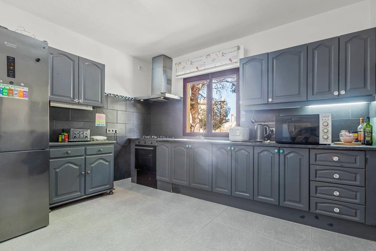 6 quarto Moradia para venda em Villamartin com piscina garagem - 450 000 € (Ref: 9463785)