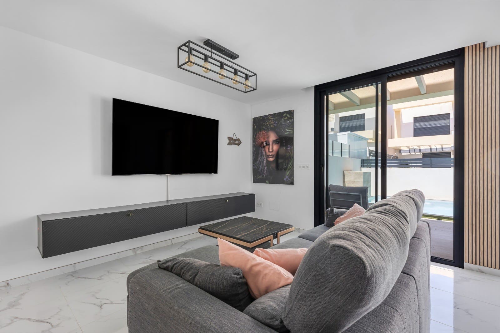 3 slaapkamer Villa te koop in Los Montesinos met zwembad garage - € 399.000 (Ref: 9463789)