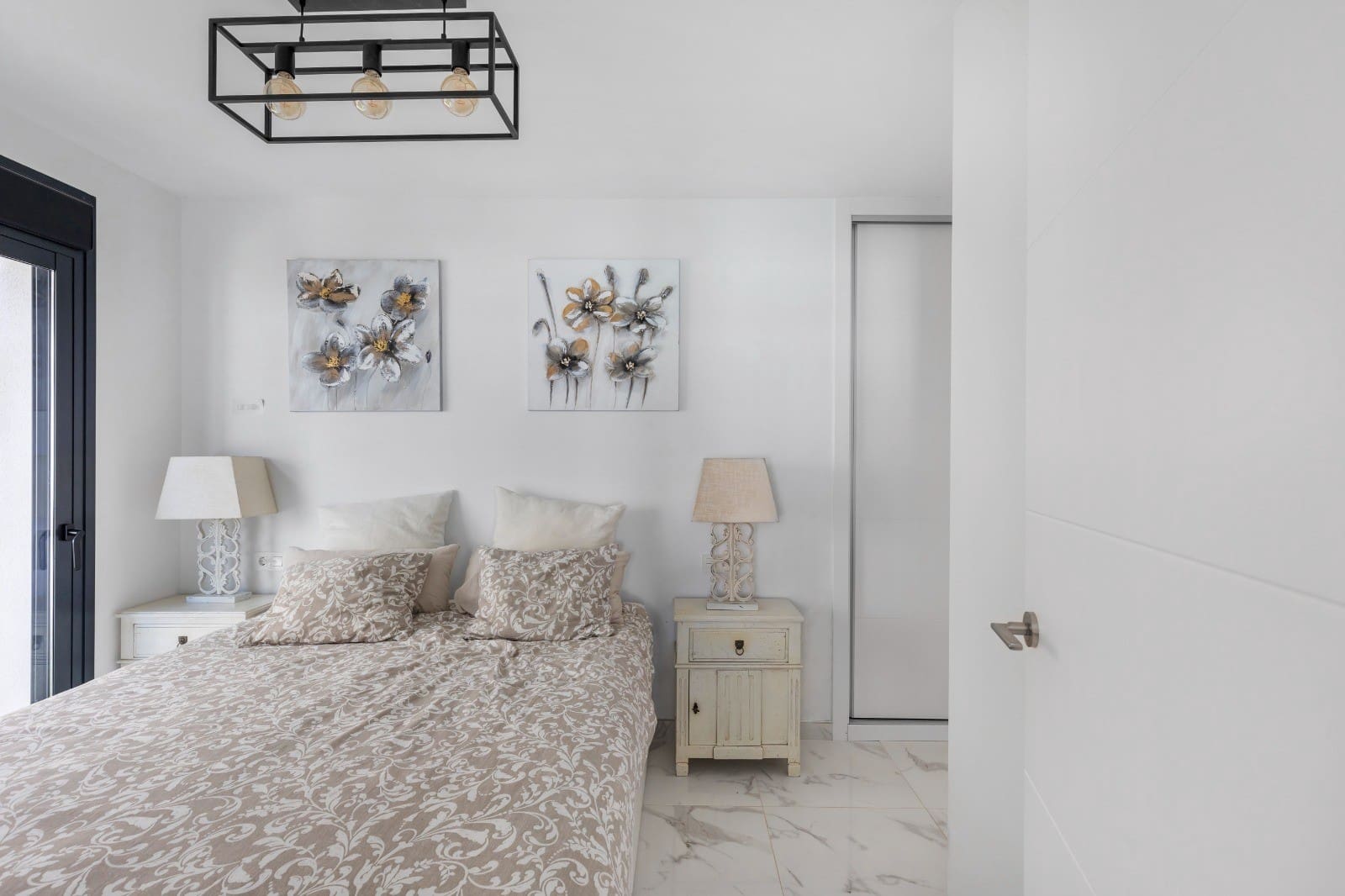 3 slaapkamer Villa te koop in Los Montesinos met zwembad garage - € 399.000 (Ref: 9463789)