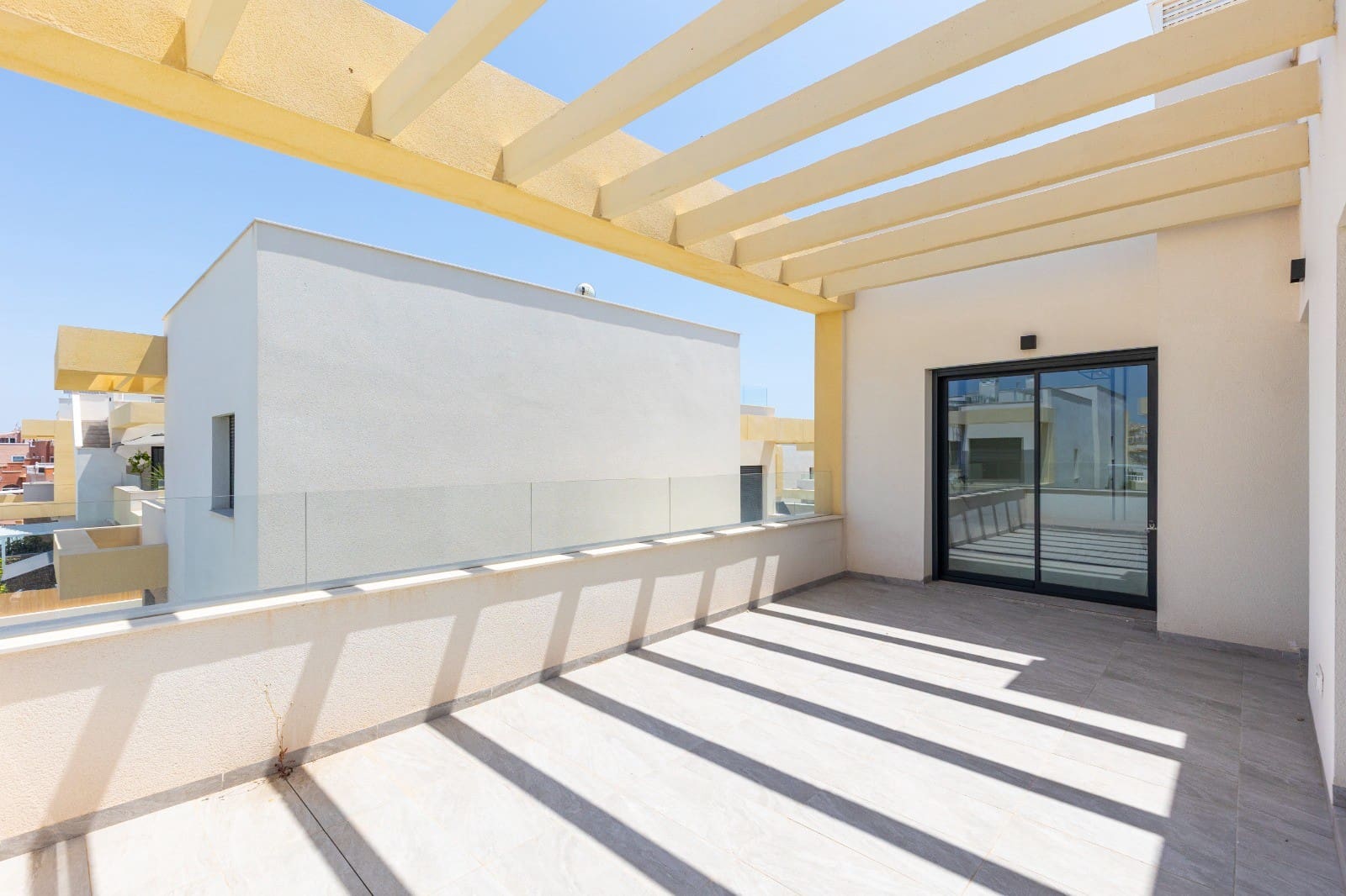 3 slaapkamer Villa te koop in Los Montesinos met zwembad garage - € 399.000 (Ref: 9463789)