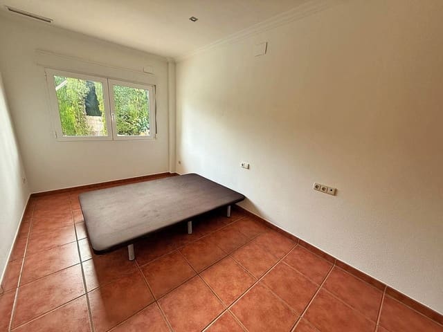 7 camera da letto Villa in vendita in Elda con piscina - 399.995 € (Rif: 9463792)