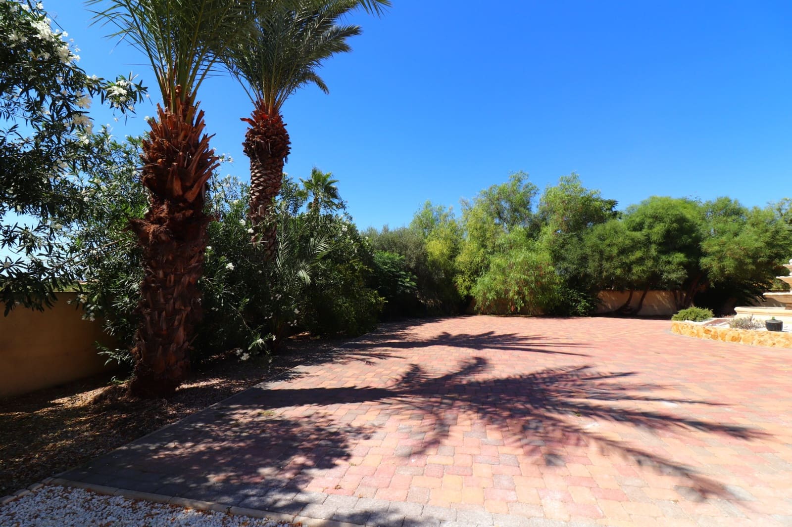 Finca/Casa Rural de 3 habitaciones en Catral en venta con piscina garaje - 375.000 € (Ref: 9463793)