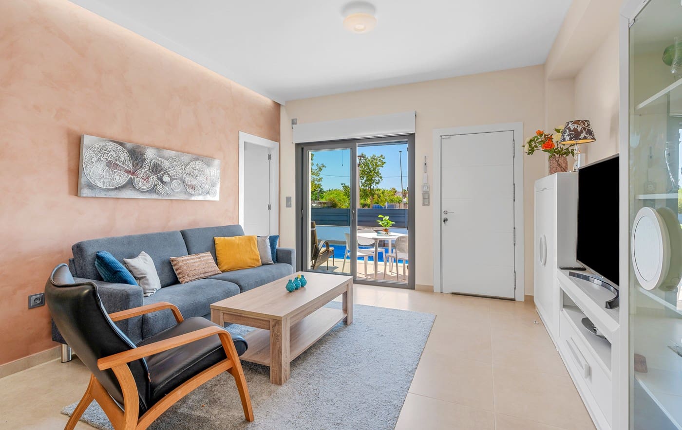 3 bedroom Townhouse for sale in Formentera del Segura with pool - € 339,000 (Ref: 9463795)