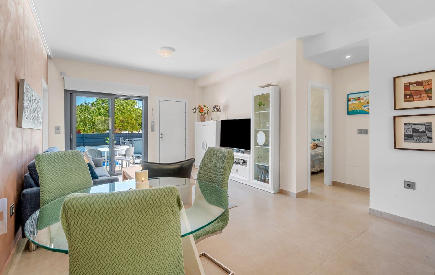 3 bedroom Townhouse for sale in Formentera del Segura with pool - € 339,000 (Ref: 9463795)