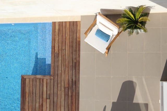 3 quarto Moradia para venda em La Zenia, Orihuela com piscina - 439 000 € (Ref: 9463797)