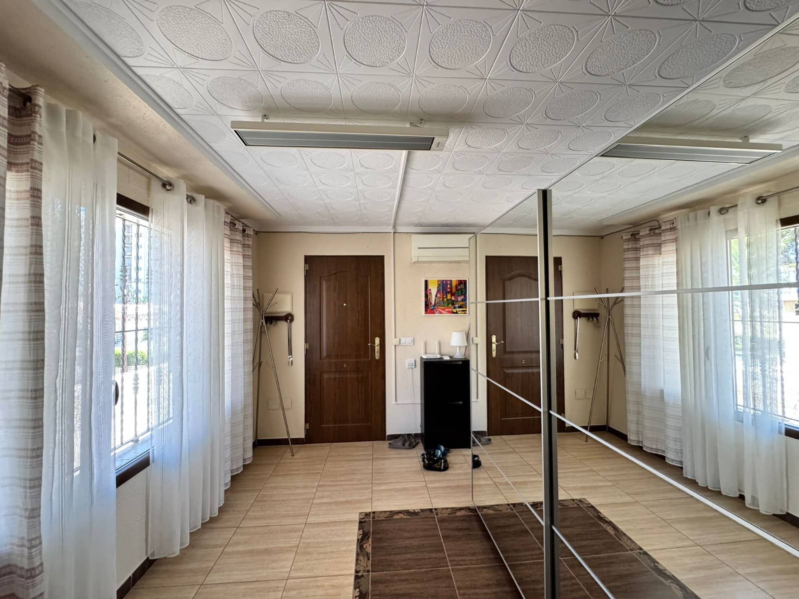 5 bedroom Townhouse for sale in Punta Prima with garage - € 440,000 (Ref: 9463798)