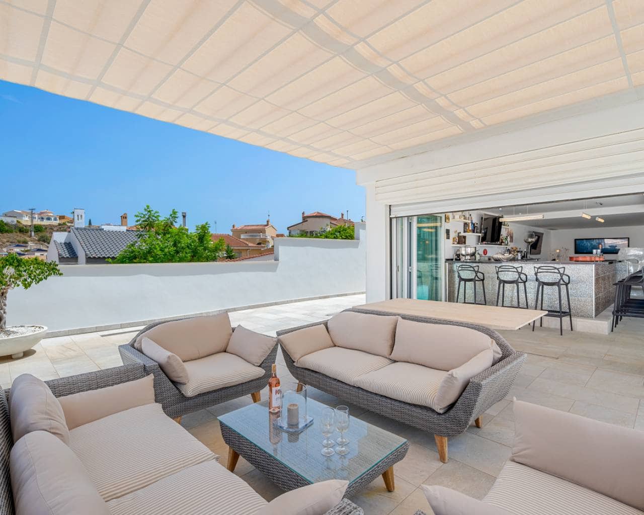 7 bedroom Villa for sale in Ciudad Quesada with pool garage - € 1,500,000 (Ref: 9463799)