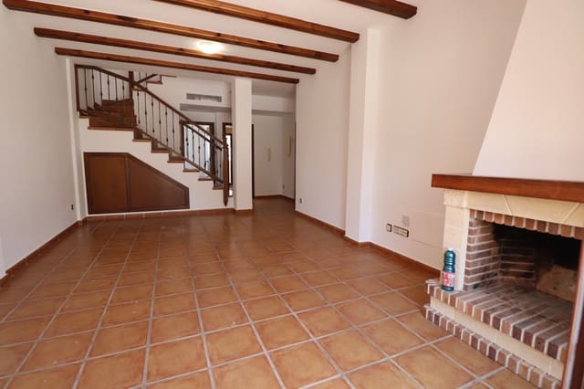 Chalet de 3 habitaciones en Algorfa en venta con piscina garaje - 225.000 € (Ref: 9463801)