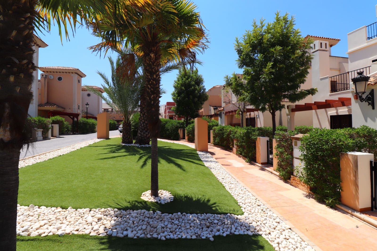 Chalet de 3 habitaciones en Algorfa en venta con piscina garaje - 225.000 € (Ref: 9463801)