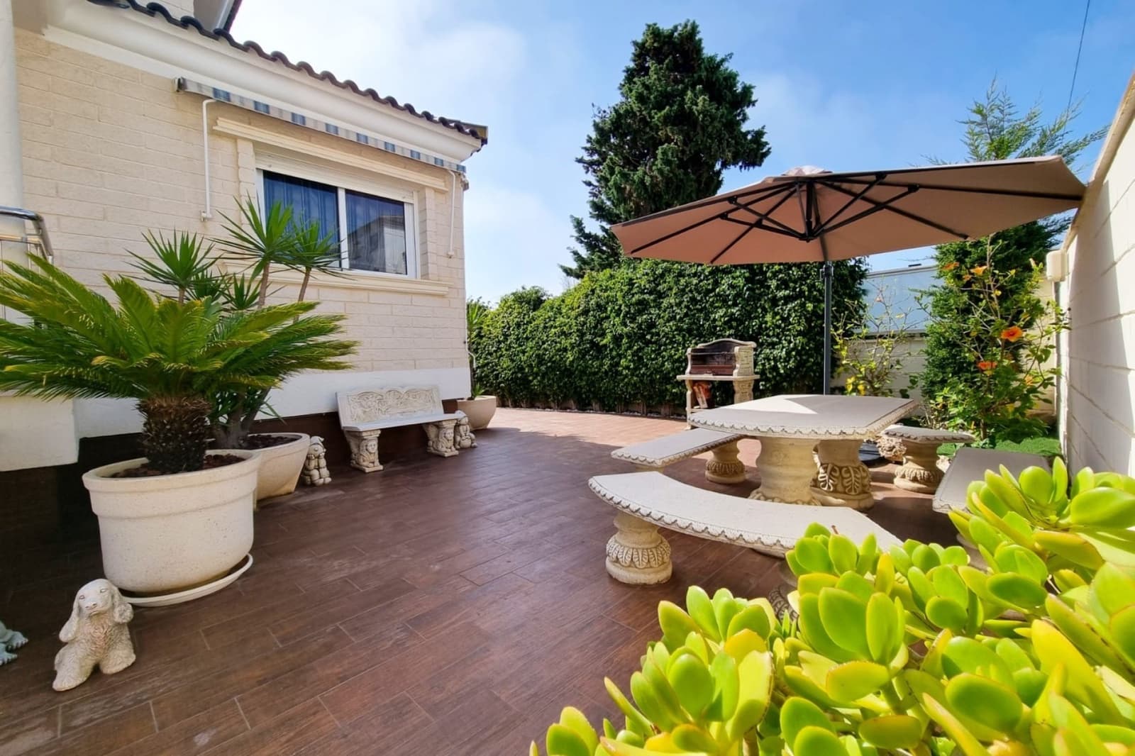 5 bedroom Villa for sale in La Mata with pool - € 980,000 (Ref: 9463809)