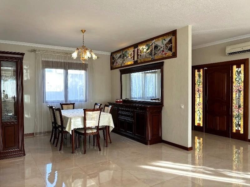 5 Zimmer Villa zu verkaufen in Ciudad Quesada mit Pool Garage - 630.000 € (Ref: 9463817)