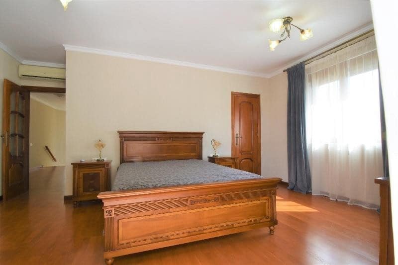 5 Zimmer Villa zu verkaufen in Ciudad Quesada mit Pool Garage - 630.000 € (Ref: 9463817)