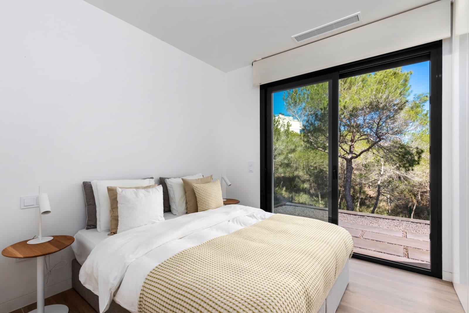 4 Zimmer Villa zu verkaufen in Las Colinas Golf mit Pool Garage - 900.000 € (Ref: 9463823)