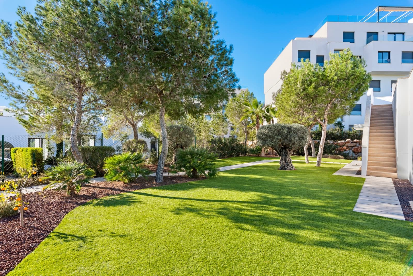 4 Zimmer Villa zu verkaufen in Las Colinas Golf mit Pool Garage - 900.000 € (Ref: 9463823)