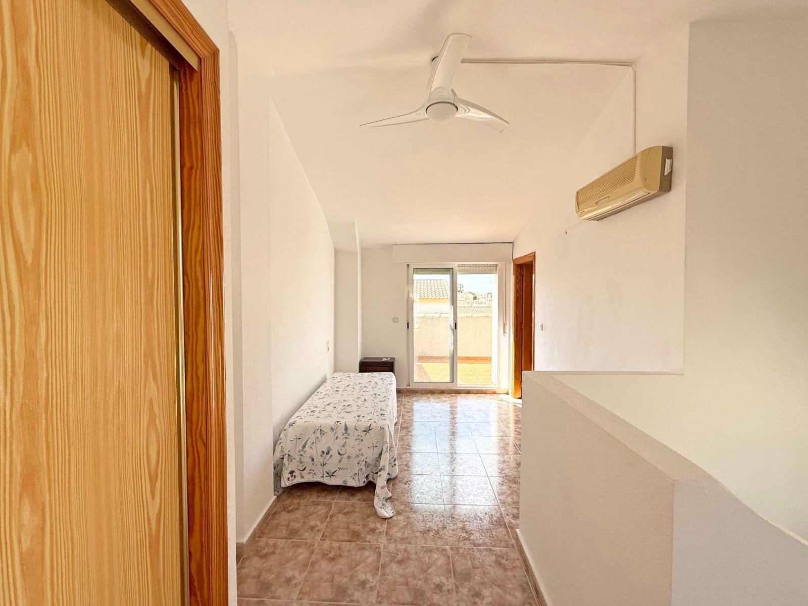 3 bedroom Villa for sale in Los Altos with pool garage - € 184,900 (Ref: 9463829)