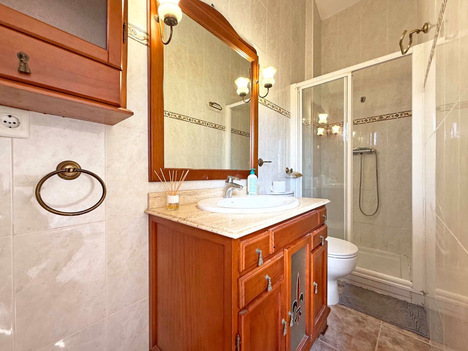 3 bedroom Villa for sale in Los Altos with pool garage - € 184,900 (Ref: 9463829)