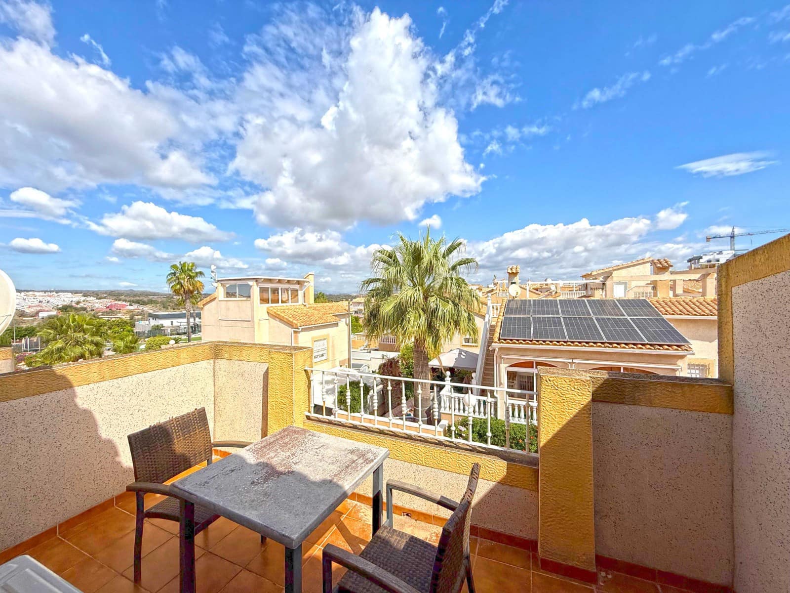 3 bedroom Villa for sale in Los Altos with pool garage - € 184,900 (Ref: 9463829)