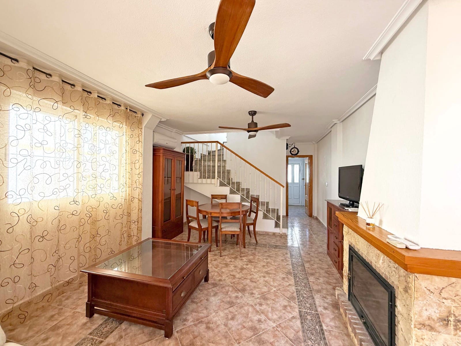 3 bedroom Villa for sale in Los Altos with pool garage - € 184,900 (Ref: 9463829)