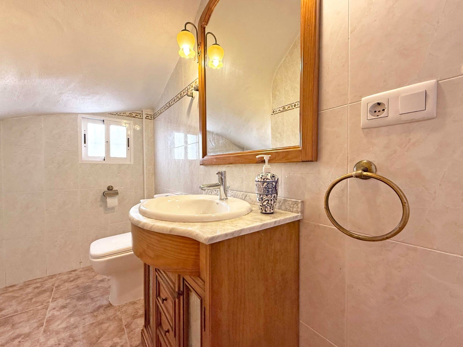 3 bedroom Villa for sale in Los Altos with pool garage - € 184,900 (Ref: 9463829)