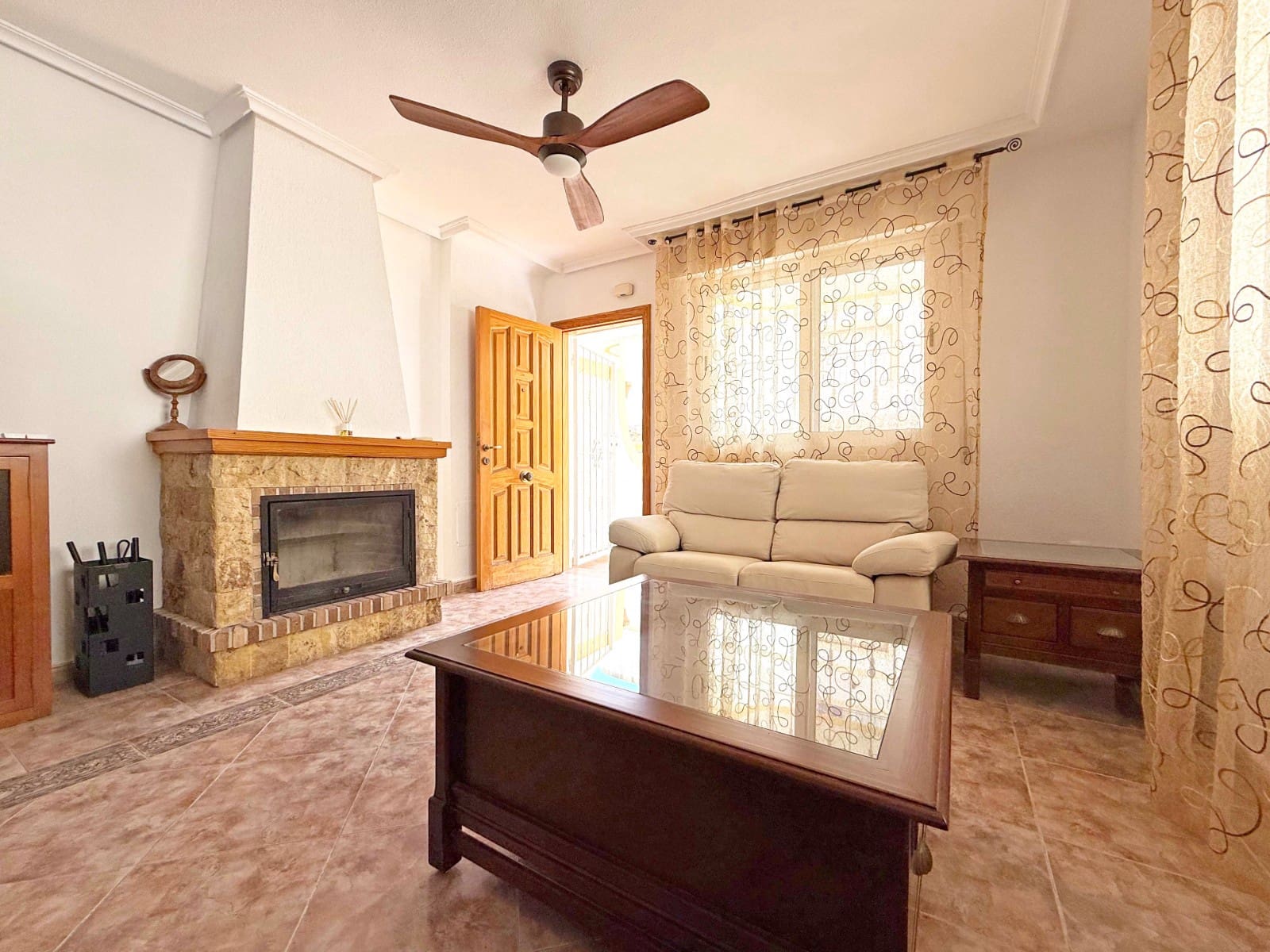 3 bedroom Villa for sale in Los Altos with pool garage - € 184,900 (Ref: 9463829)