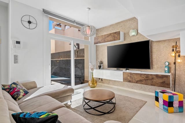 3 soveværelse Villa til salg i Ciudad Quesada, Rojales med swimmingpool garage - € 399.999 (Ref: 9463830)