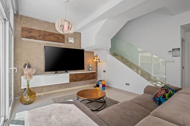 3 soveværelse Villa til salg i Ciudad Quesada, Rojales med swimmingpool garage - € 399.999 (Ref: 9463830)