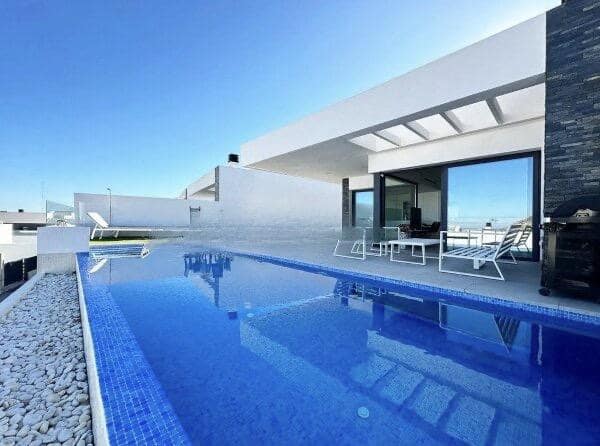 3 slaapkamer Villa te koop in Ciudad Quesada, Rojales met zwembad garage - € 618.000 (Ref: 9463832)