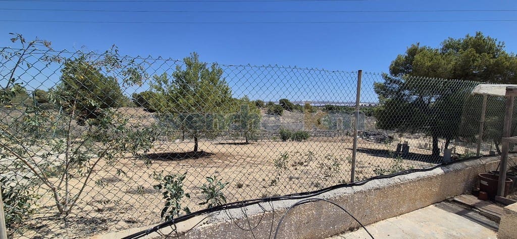 8 Zimmer Villa zu verkaufen in Los Balcones mit Pool Garage - 729.950 € (Ref: 9463841)