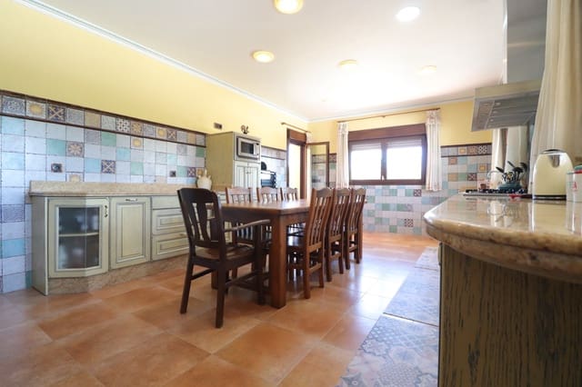 Finca/Casa Rural de 6 habitaciones en Callosa de Segura en venta con piscina garaje - 675.000 € (Ref: 9463846)