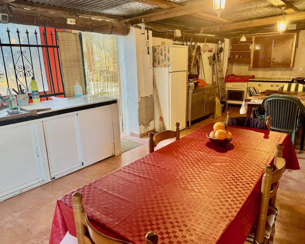 4 slaapkamer Finca/Landhuis te koop in Guardamar del Segura met garage - € 190.000 (Ref: 9463848)