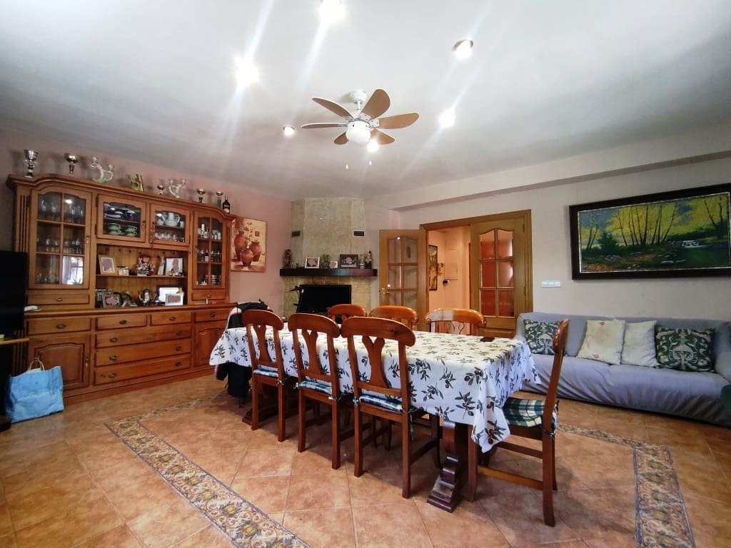 4 Zimmer Finca/Landgut zu verkaufen in Cocentaina mit Pool Garage - 250.000 € (Ref: 9463850)