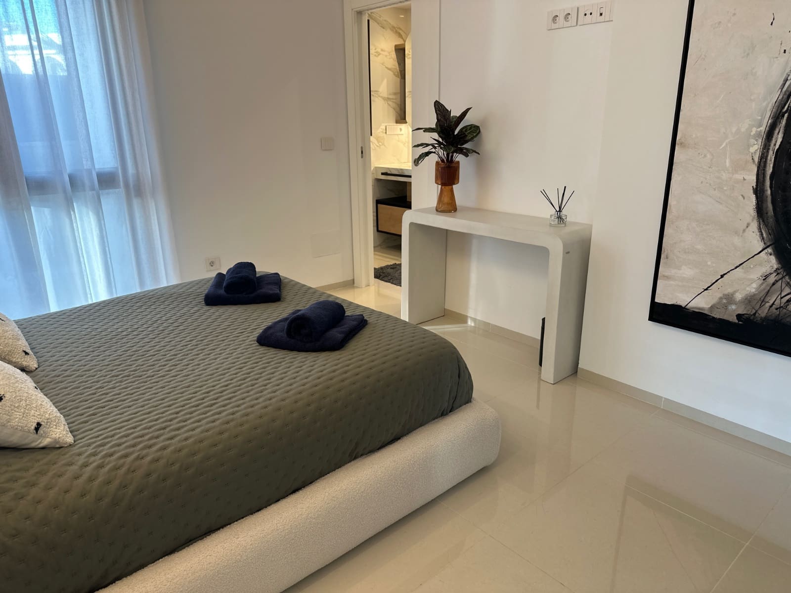 3 makuuhuone Huvila myytävänä paikassa Dona Pepa mukana uima-altaan - 995 000 € (Ref: 9463852)