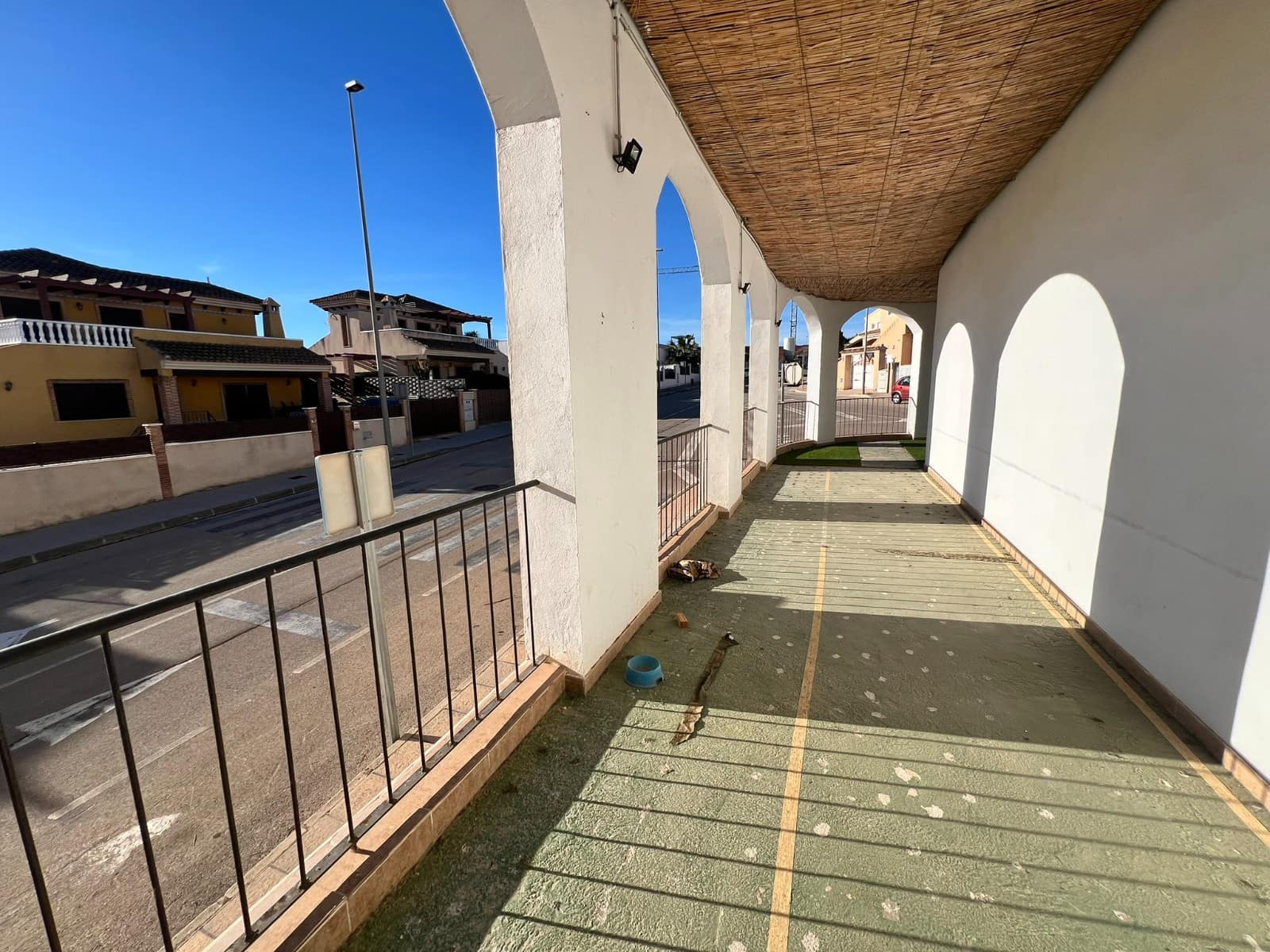 Kaupallinen myytävänä paikassa Pinar de Campoverde - 195 000 € (Ref: 9463855)