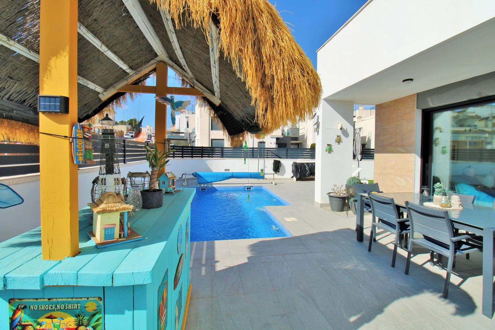 3 quarto Moradia para venda em Villamartin com piscina - 405 000 € (Ref: 9463860)