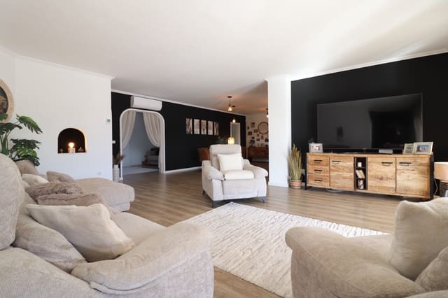 Finca/Casa Rural de 3 habitaciones en Ciudad Quesada, Rojales en venta con piscina garaje - 850.000 € (Ref: 9463865)