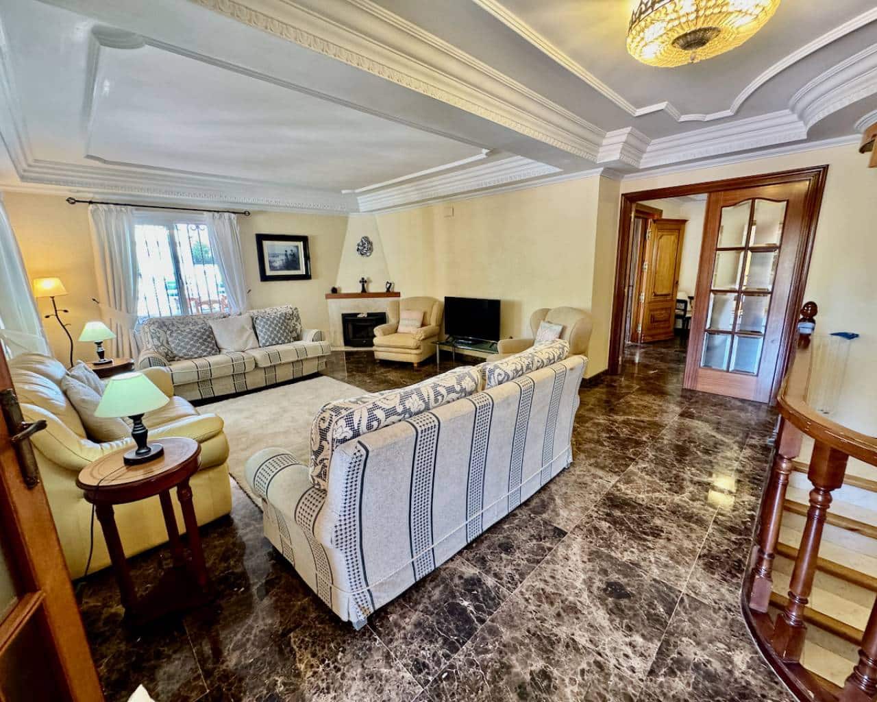 8 bedroom Finca/Country House for sale in Castalla with pool garage - € 655,000 (Ref: 9463873)