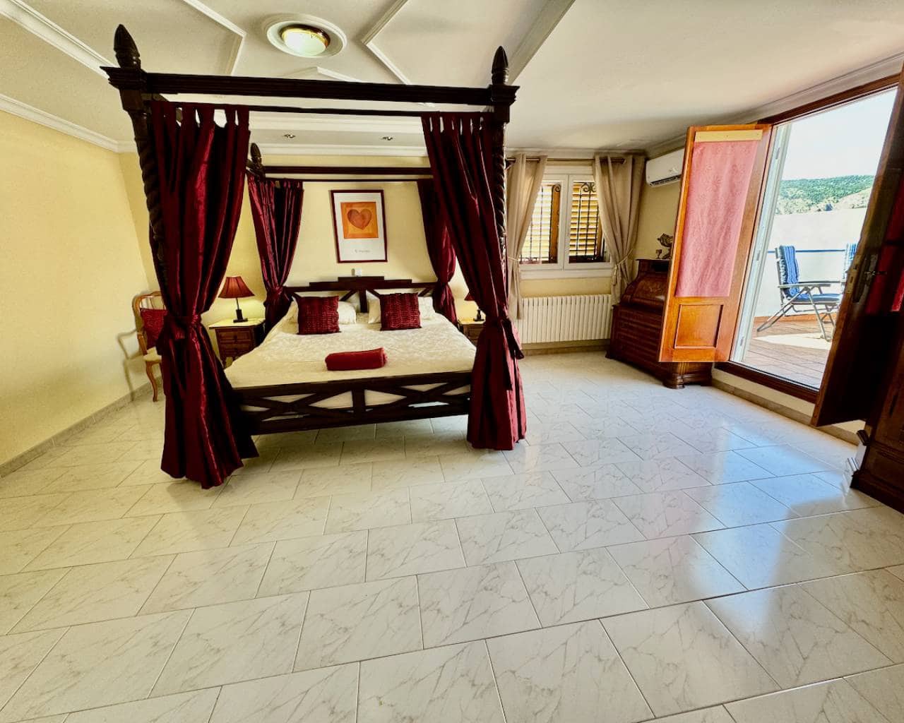 8 bedroom Finca/Country House for sale in Castalla with pool garage - € 655,000 (Ref: 9463873)