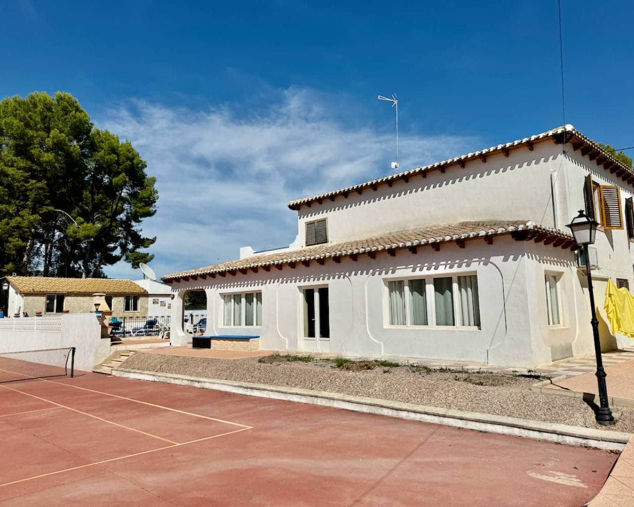 8 bedroom Finca/Country House for sale in Castalla with pool garage - € 655,000 (Ref: 9463873)
