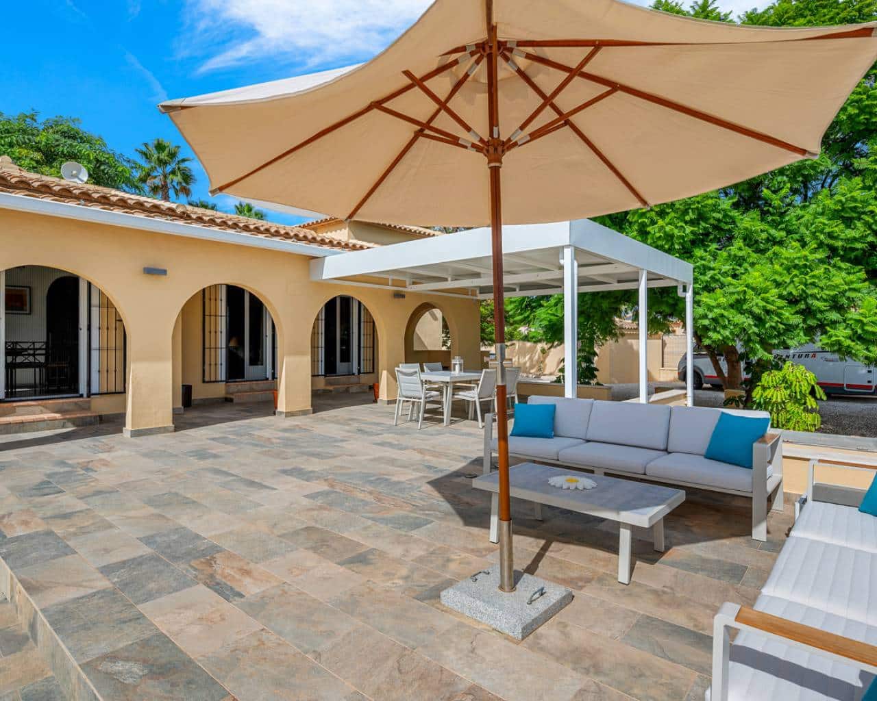 2 bedroom Finca/Country House for sale in Rafal with pool - € 395,000 (Ref: 9463875)