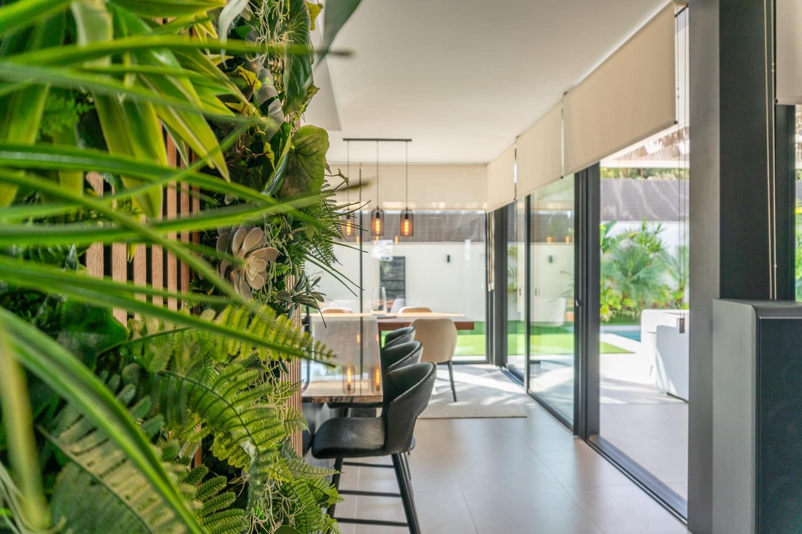 Chalet de 2 habitaciones en Los Balcones en venta con piscina garaje - 649.000 € (Ref: 9463878)